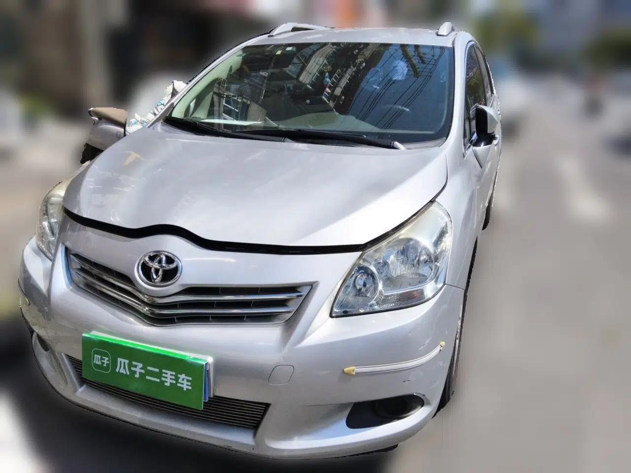 Toyota Verso 2014 Starlight 180E CVT Elite Edition — миниатюра 2