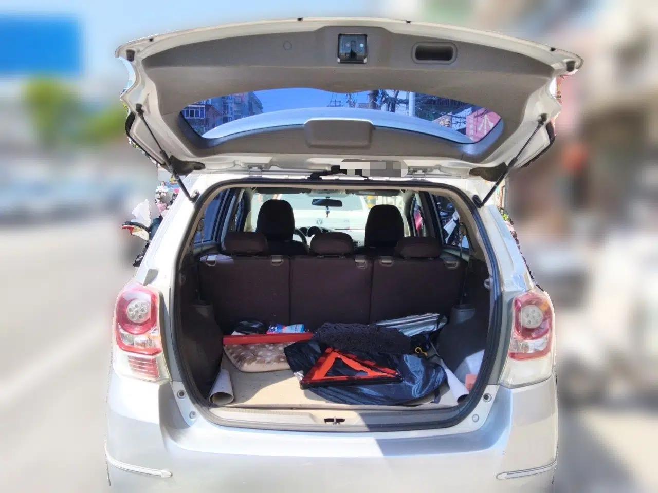 Toyota Verso 2014 Starlight 180E CVT Elite Edition — миниатюра 20