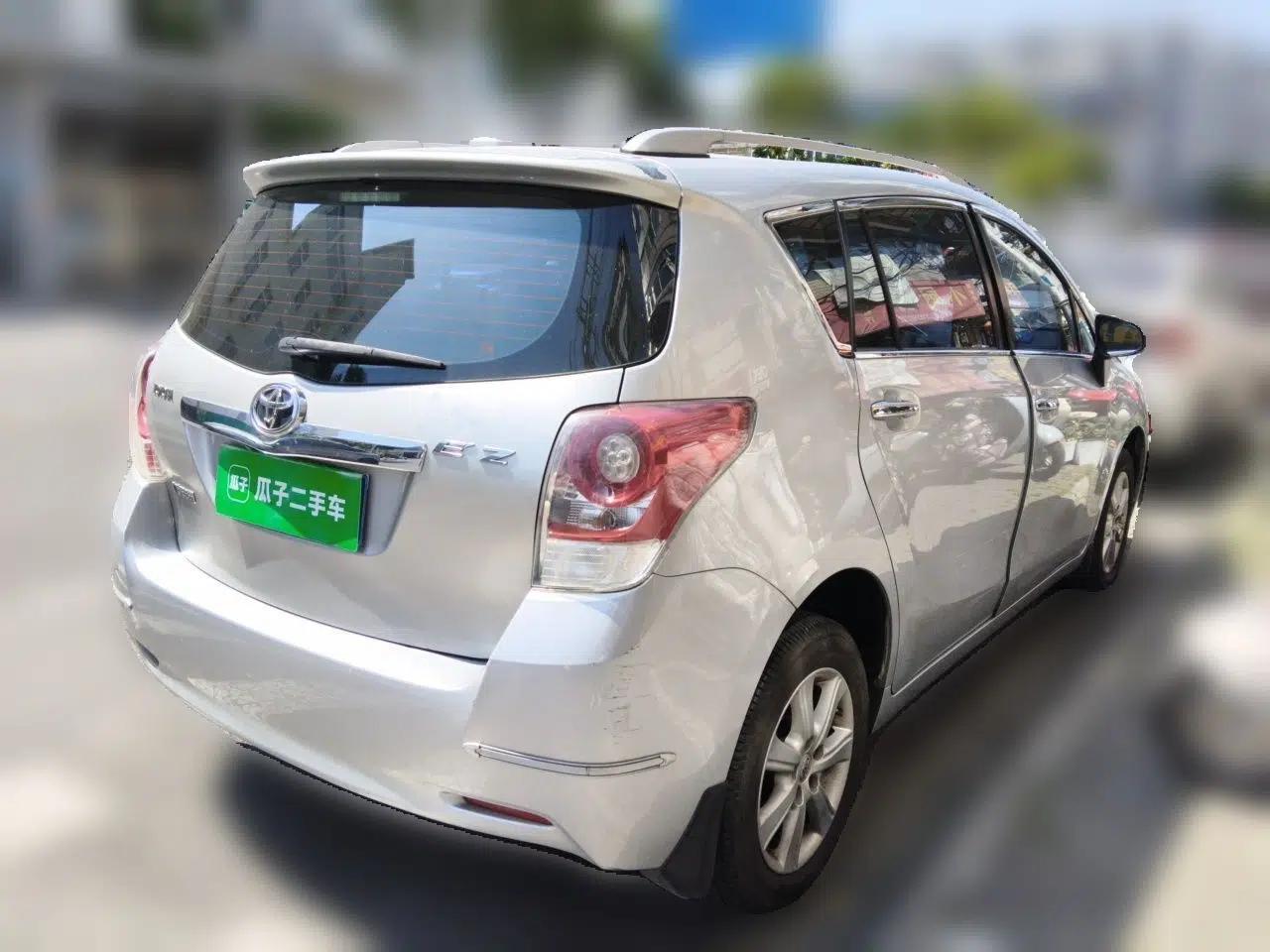 Toyota Verso 2014 Starlight 180E CVT Elite Edition — миниатюра 6