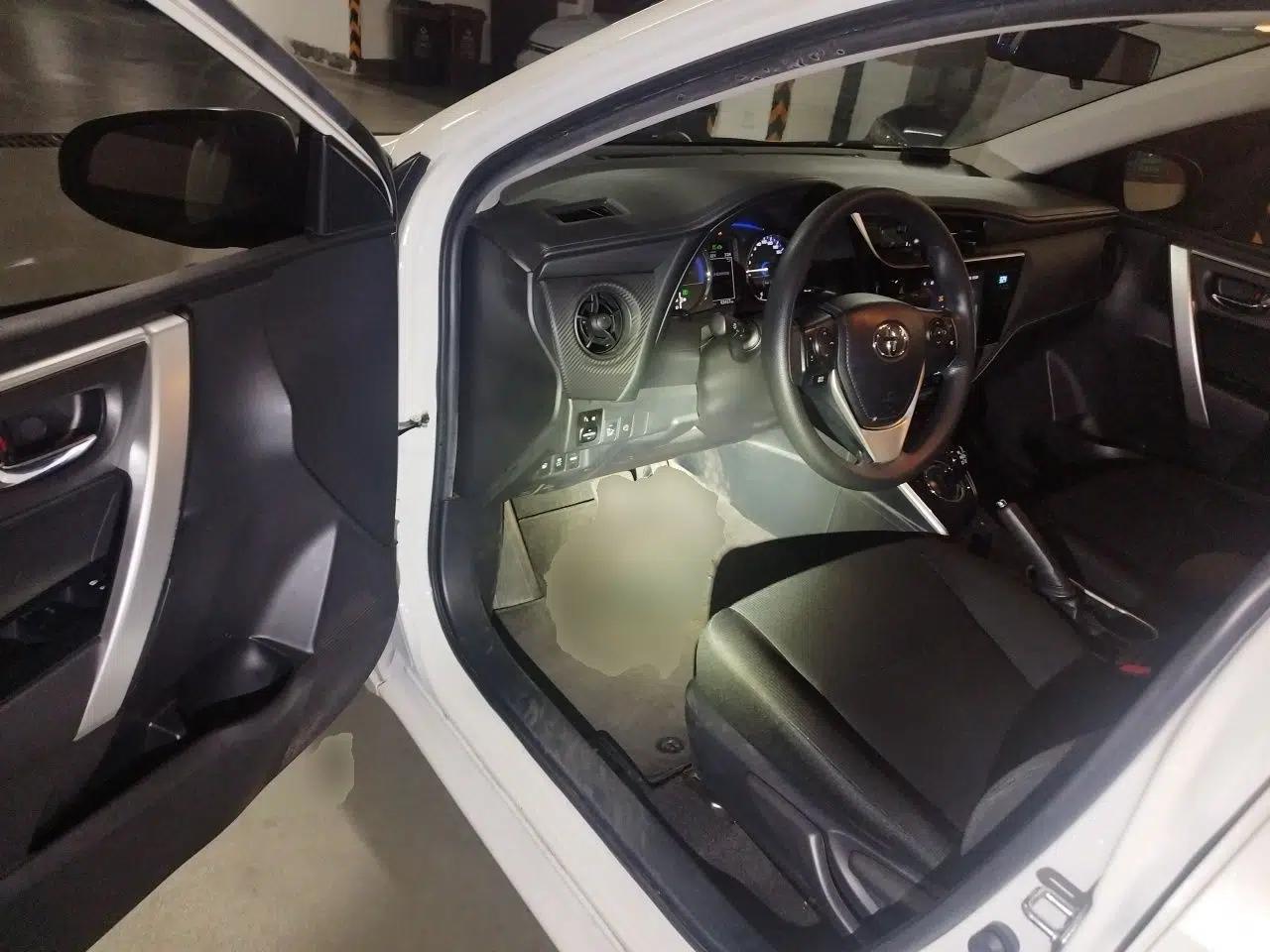 Toyota Levin Hybrid E+ 2019 1.8L GS E-CVT Elite Model with Sunroof — миниатюра 17