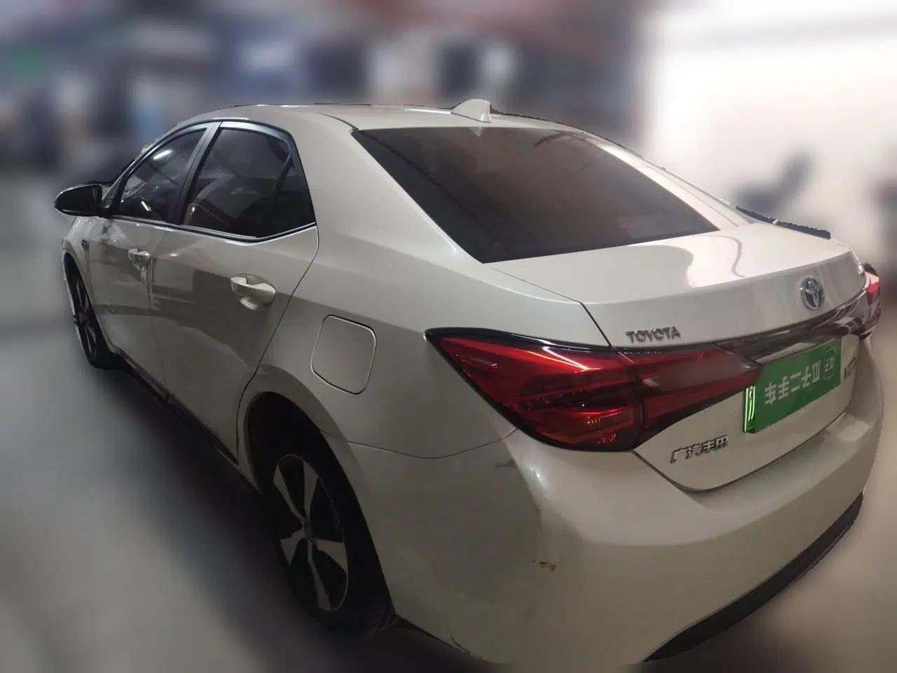 Toyota Levin Hybrid E+ 2019 1.8L GS E-CVT Elite Model with Sunroof — миниатюра 4
