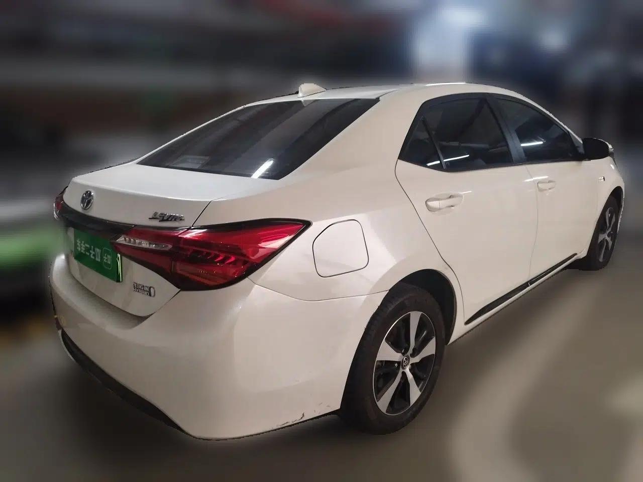 Toyota Levin Hybrid E+ 2019 1.8L GS E-CVT Elite Model with Sunroof — миниатюра 6