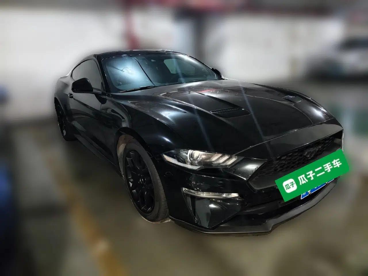 Ford Mustang 2019 2.3L EcoBoost Dark Knight Sport Edition — миниатюра 3