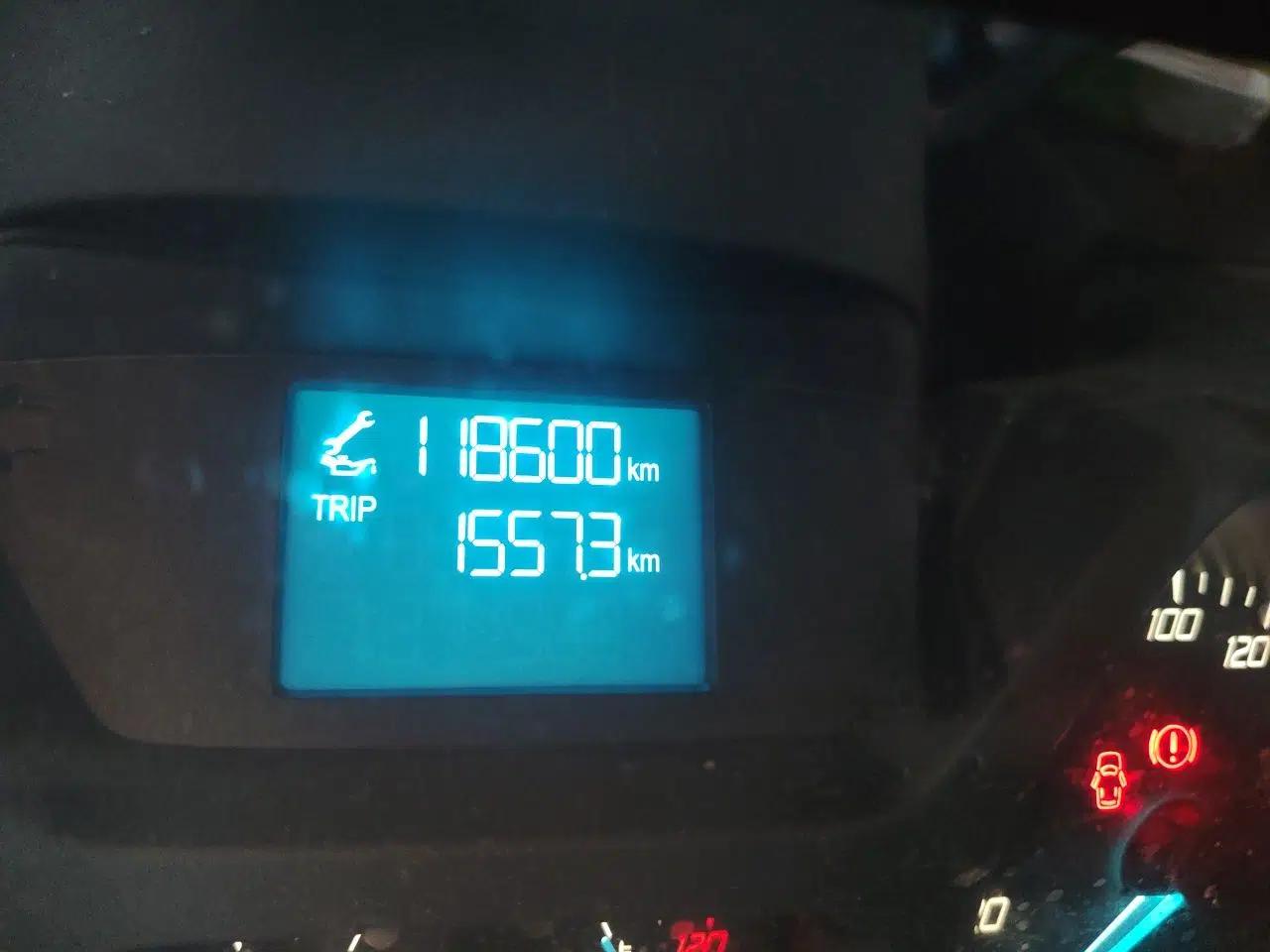 Ford Transit  — миниатюра 13