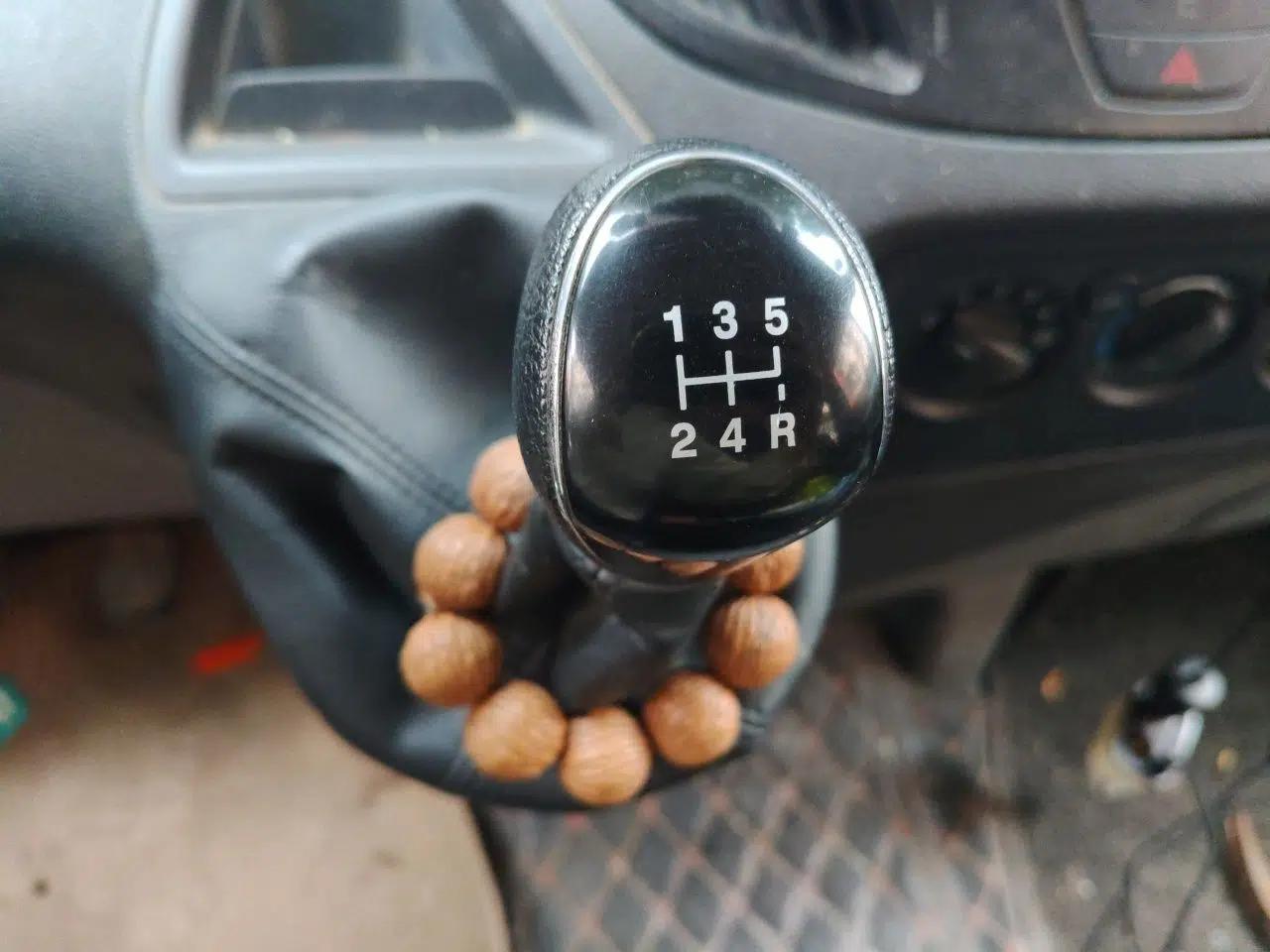 Ford Transit  — миниатюра 15