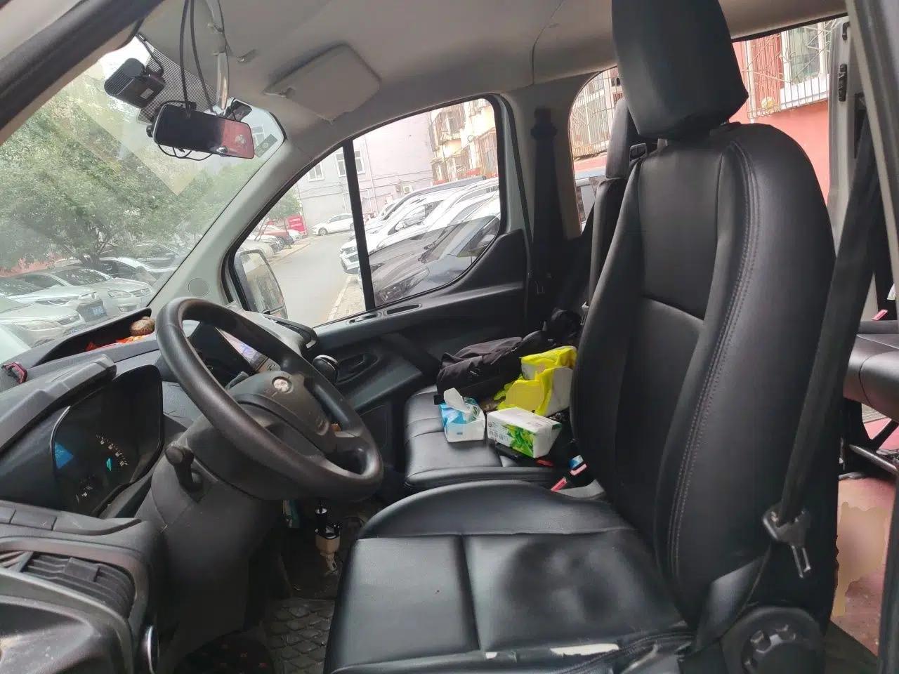 Ford Transit  — миниатюра 16