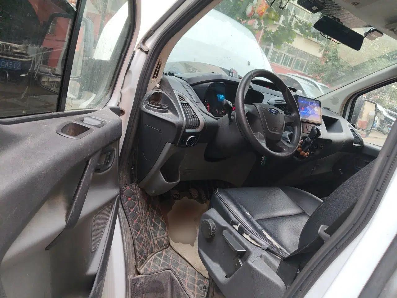 Ford Transit  — миниатюра 17