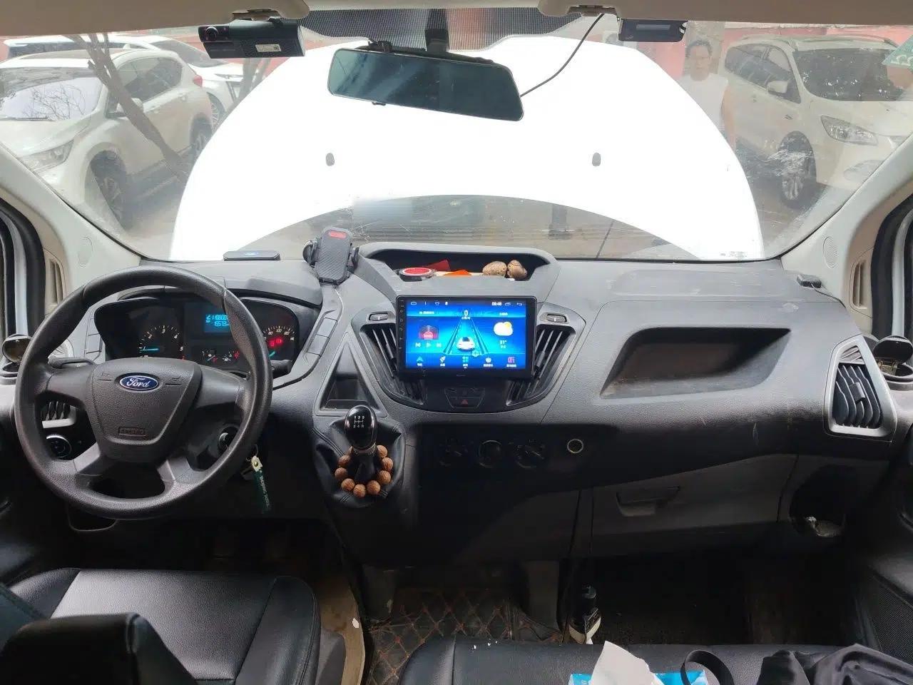 Ford Transit  — миниатюра 10