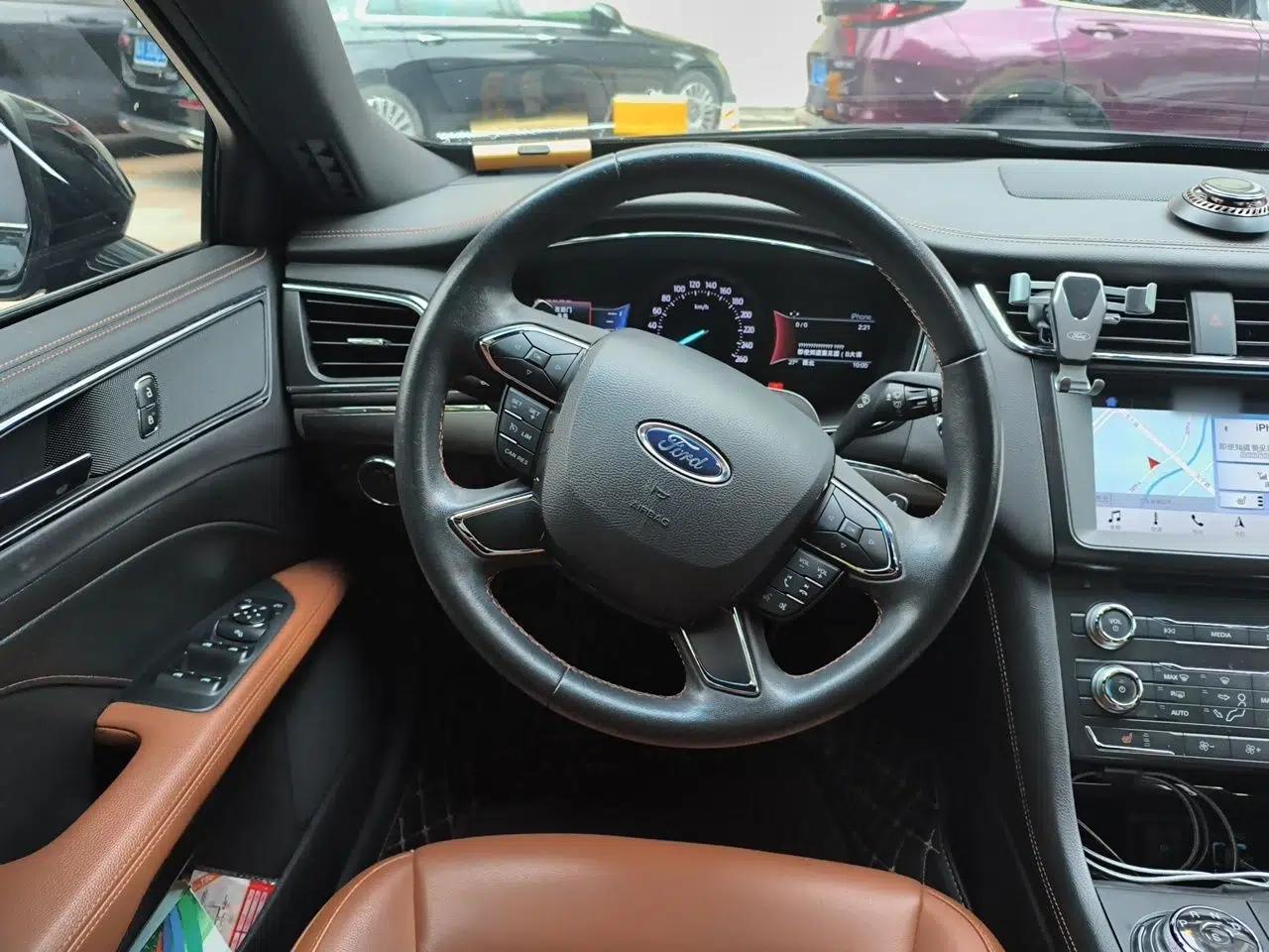 Ford Taurus 2017 Facelifted EcoBoost 245 Fashion Edition — миниатюра 11