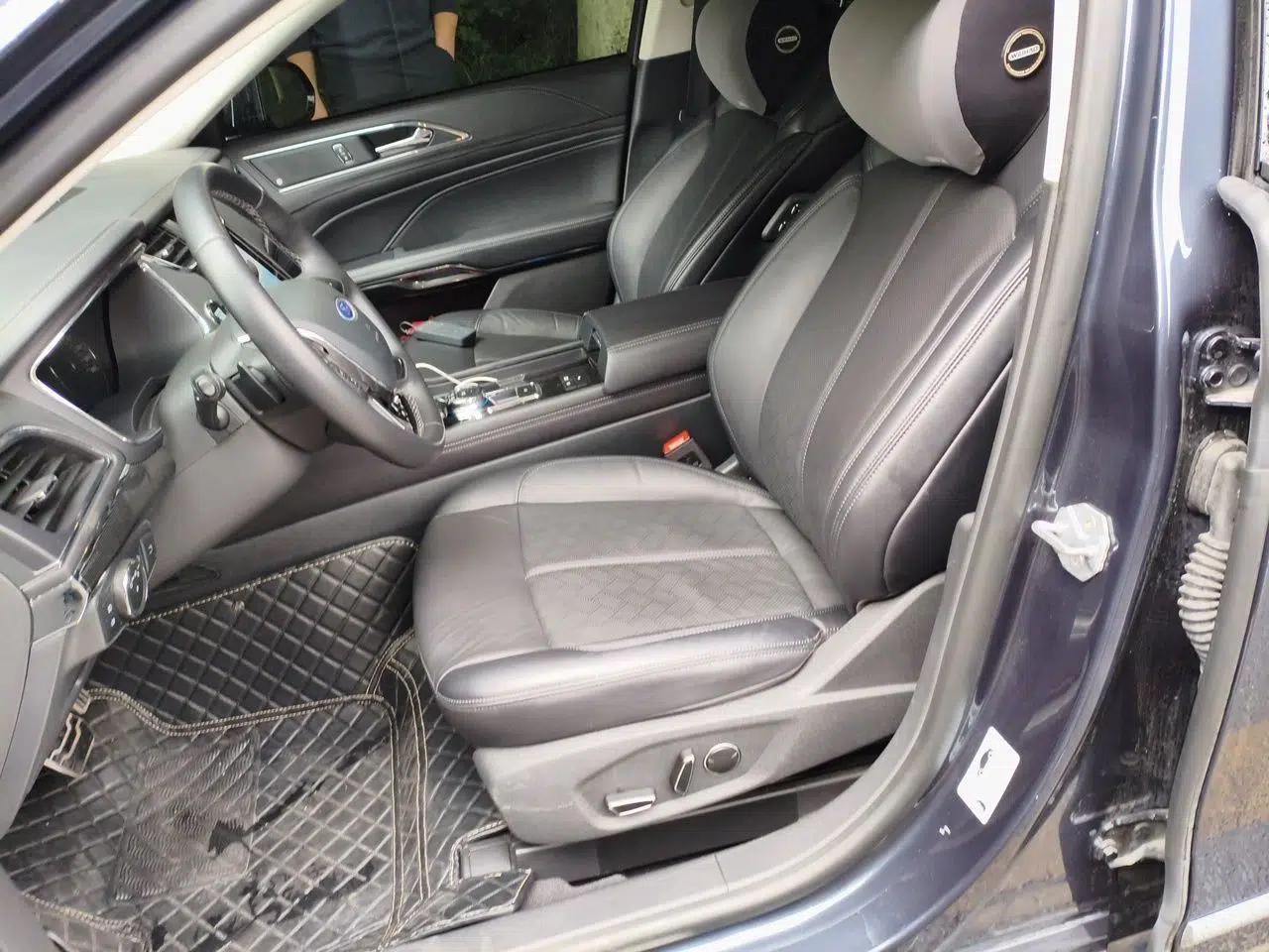 Ford Taurus 2019 EcoBoost 245 Premium Edition — миниатюра 16
