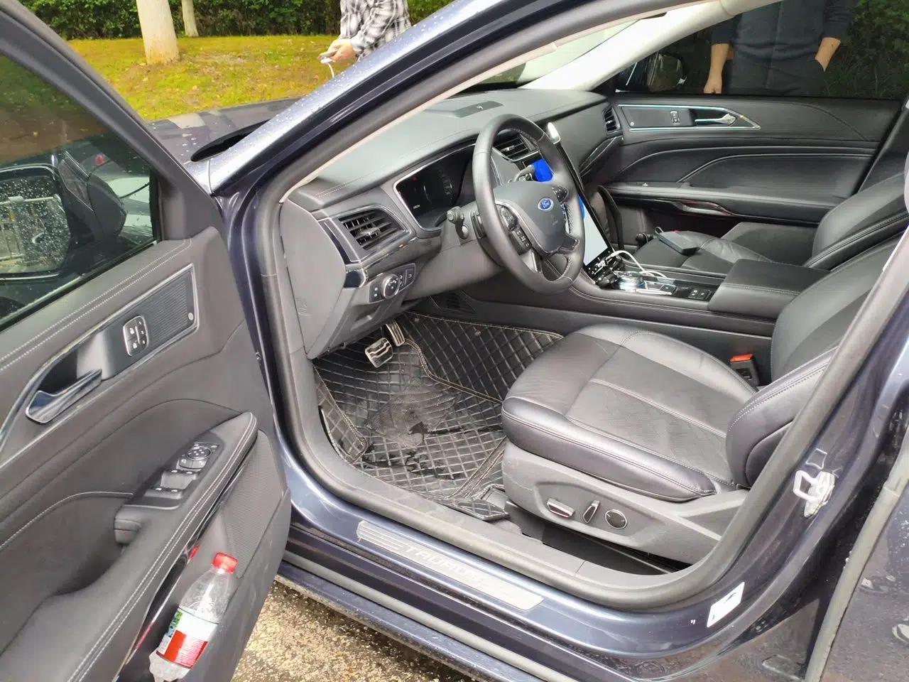 Ford Taurus 2019 EcoBoost 245 Premium Edition — миниатюра 17