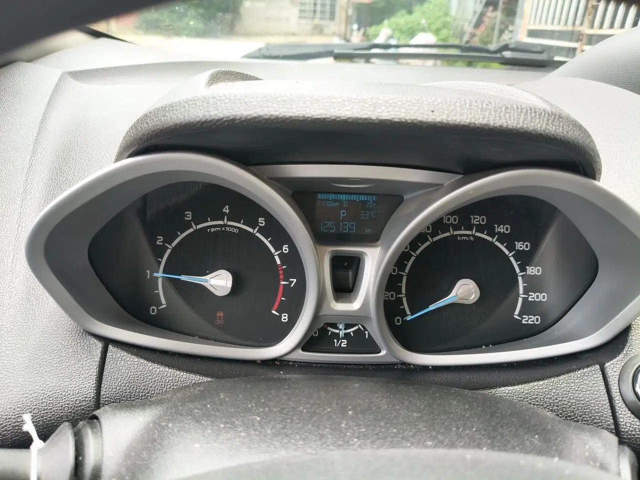 Ford EcoSport 2013 1.5L Automatic Prestige Model — миниатюра 12