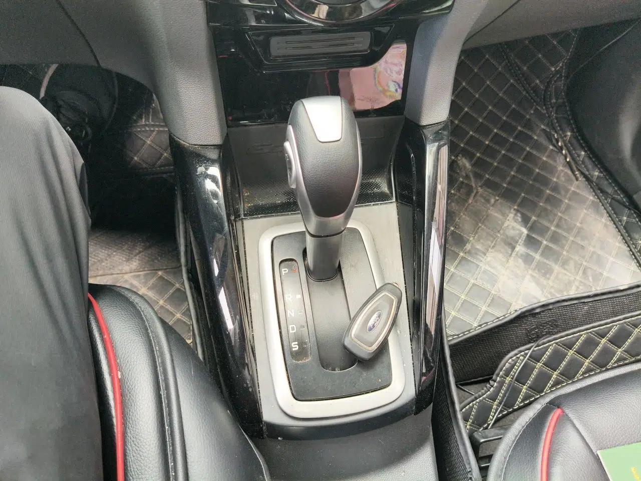 Ford EcoSport 2013 1.5L Automatic Prestige Model — миниатюра 15