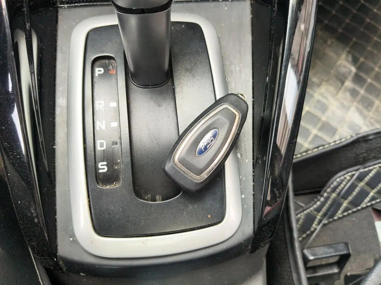 Ford EcoSport 2013 1.5L Automatic Prestige Model — миниатюра 9
