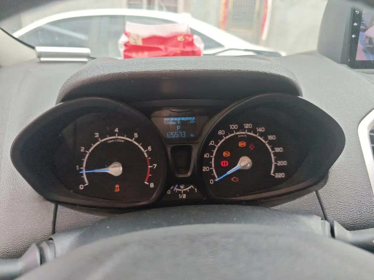 Ford EcoSport 2013 1.5L Automatic Fashion Model — миниатюра 12
