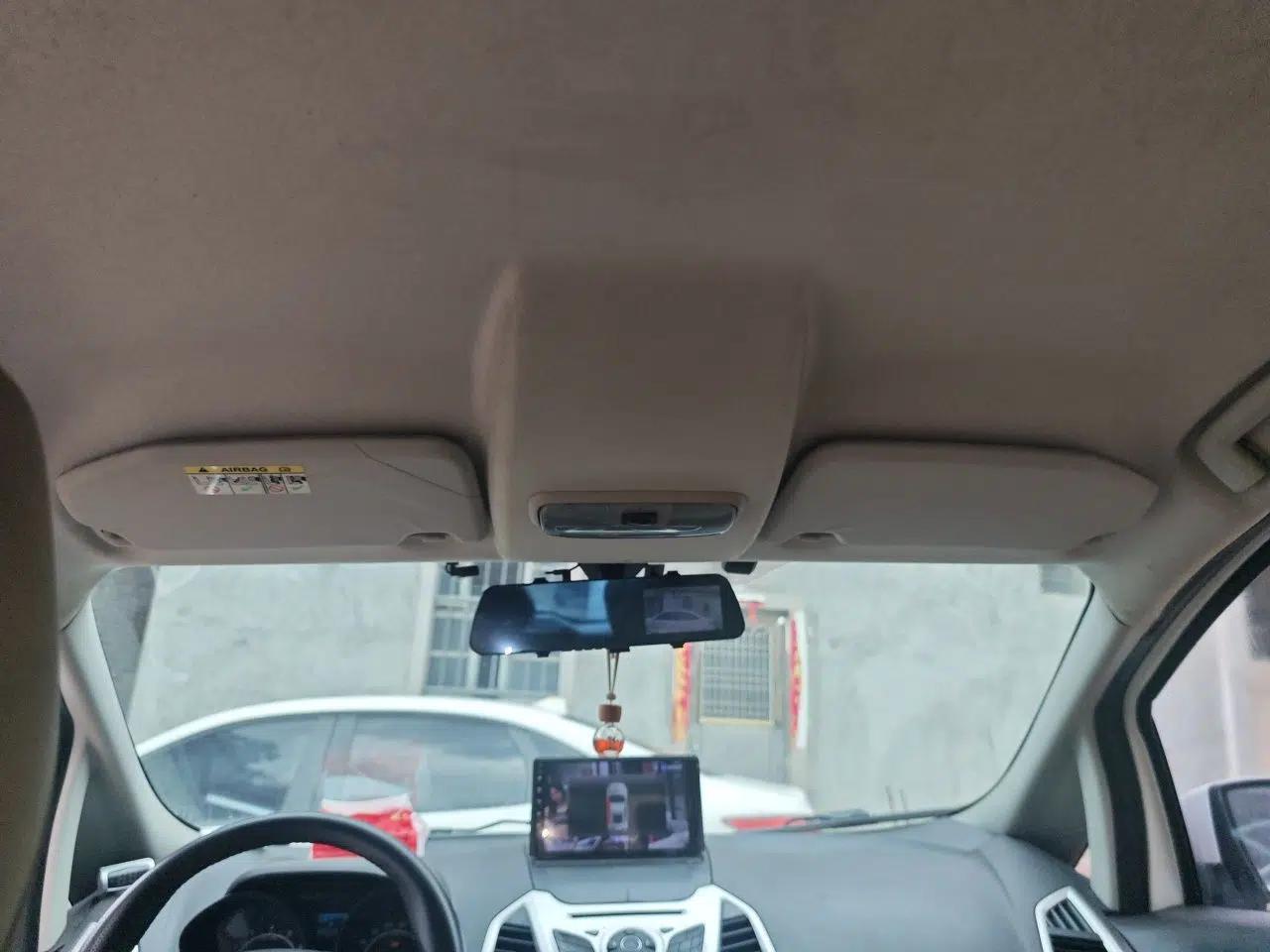 Ford EcoSport 2013 1.5L Automatic Fashion Model — миниатюра 19