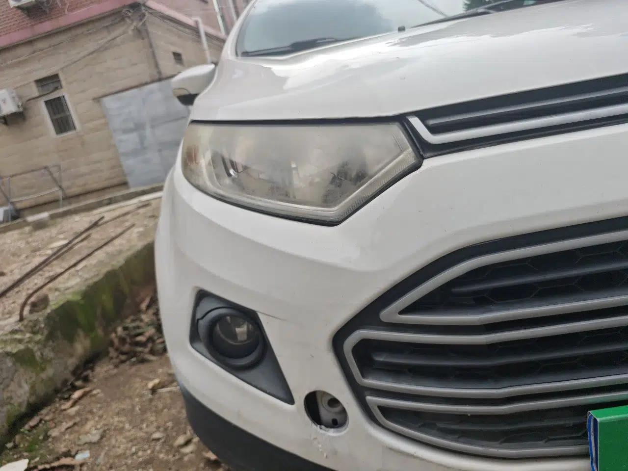 Ford EcoSport 2013 1.5L Automatic Fashion Model — миниатюра 7