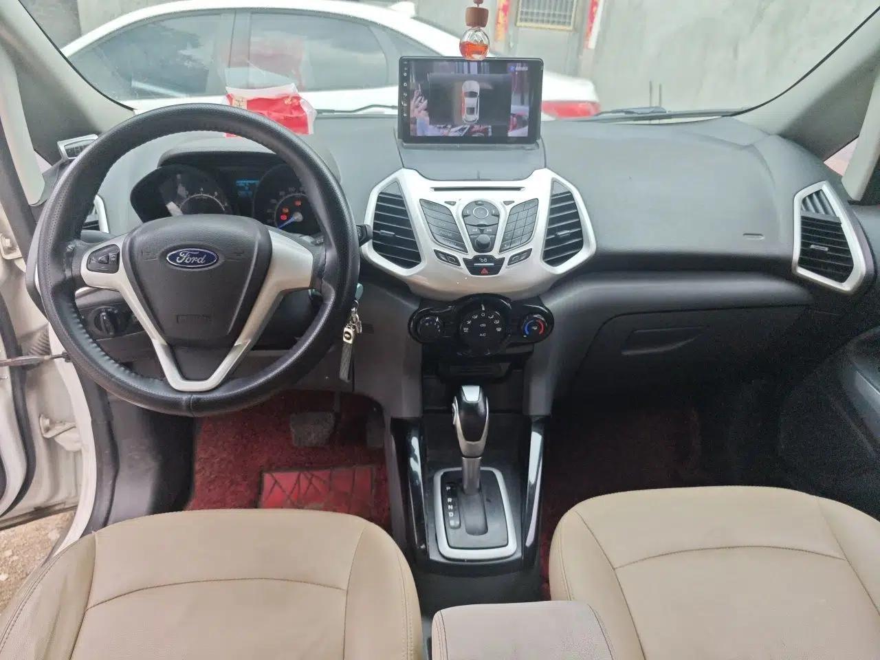 Ford EcoSport 2013 1.5L Automatic Fashion Model — миниатюра 10