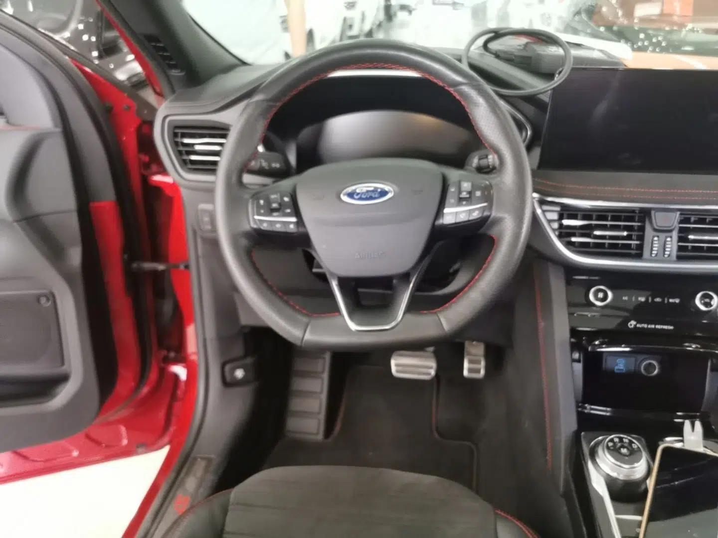 Ford Escape 2020 EcoBoost 245 Four-Wheel Drive Luxury Edition — миниатюра 14