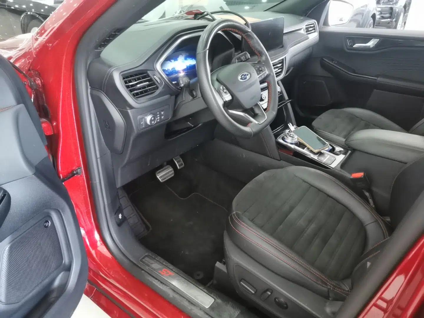 Ford Escape 2020 EcoBoost 245 Four-Wheel Drive Luxury Edition — миниатюра 19