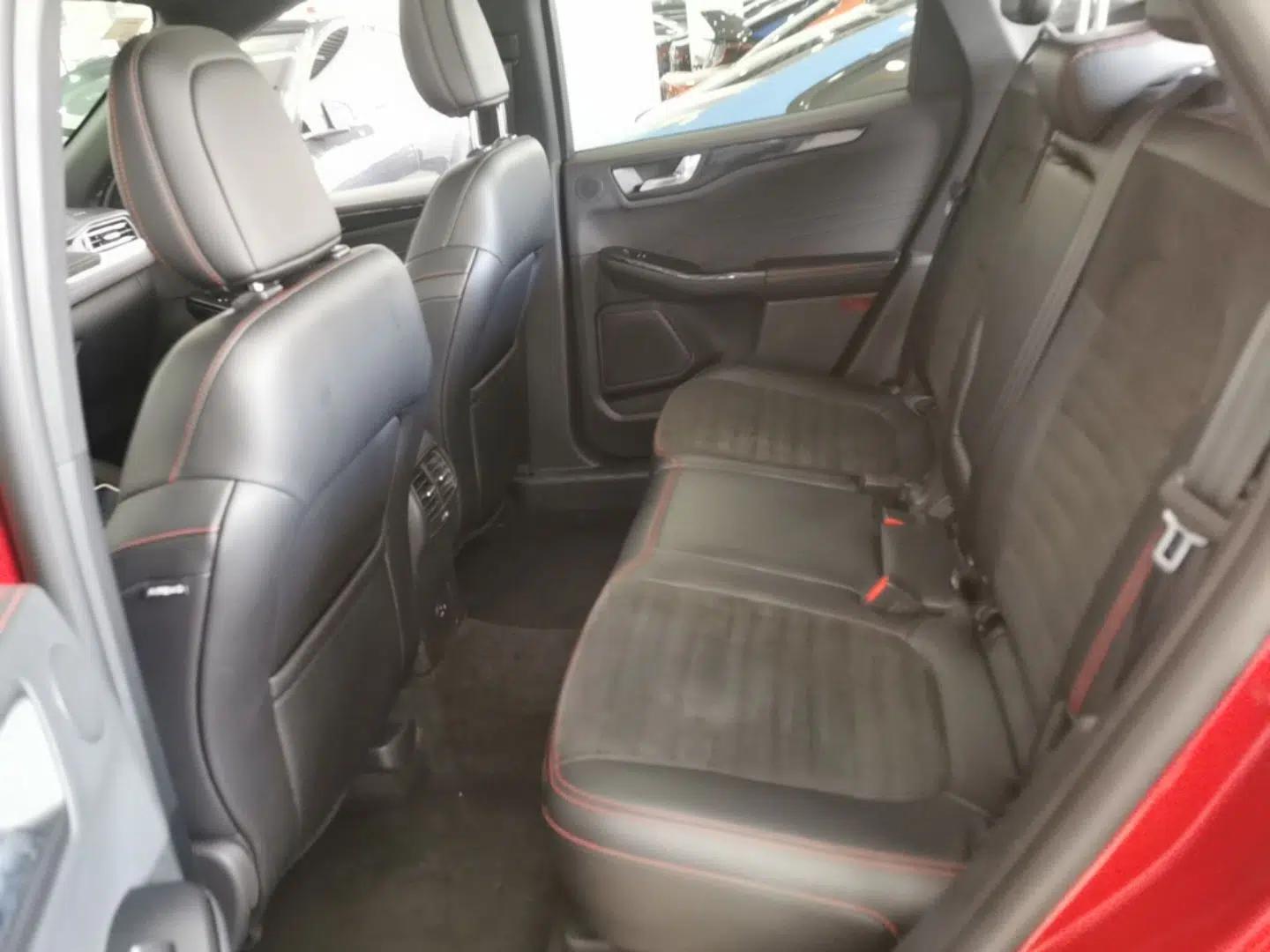 Ford Escape 2020 EcoBoost 245 Four-Wheel Drive Luxury Edition — миниатюра 20