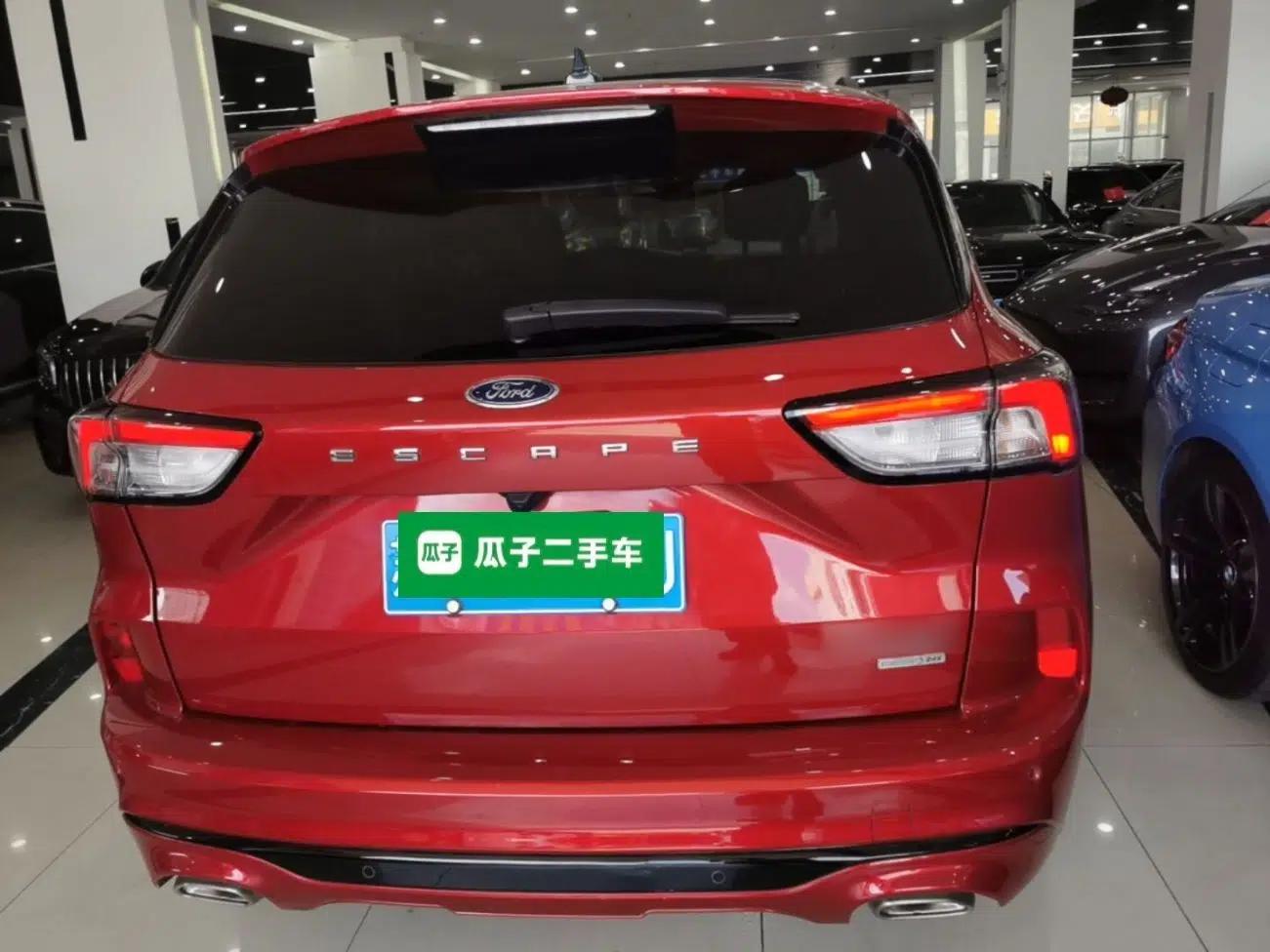 Ford Escape 2020 EcoBoost 245 Four-Wheel Drive Luxury Edition — миниатюра 5