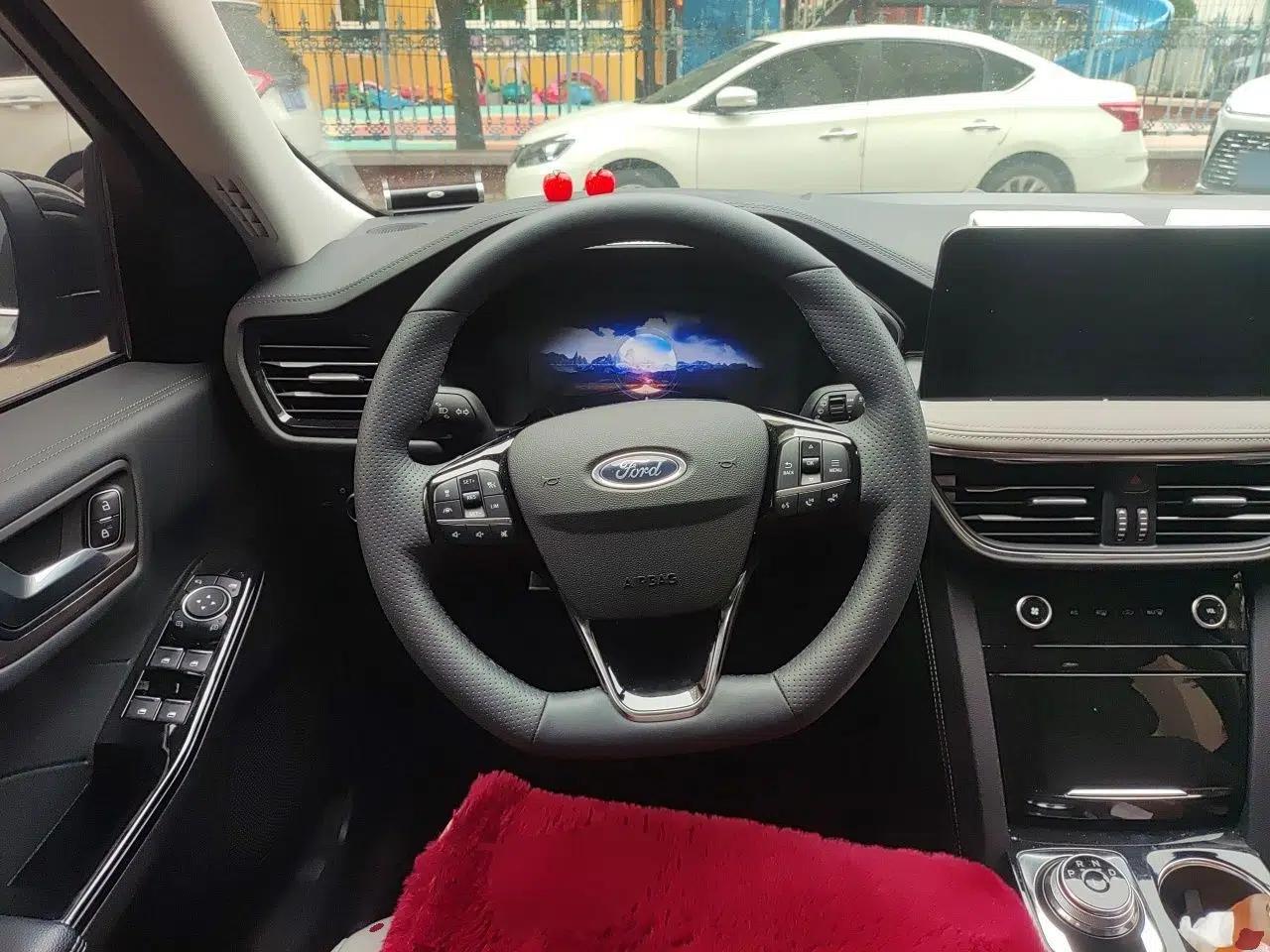 Ford Escape 2024 EcoBoost 245 Two-Wheel-Drive Xiangxiang Model — миниатюра 11