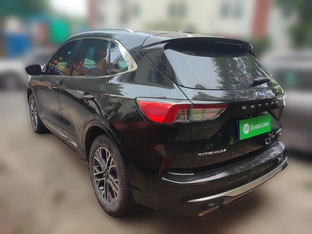 Ford Escape 2024 EcoBoost 245 Two-Wheel-Drive Xiangxiang Model — миниатюра 4