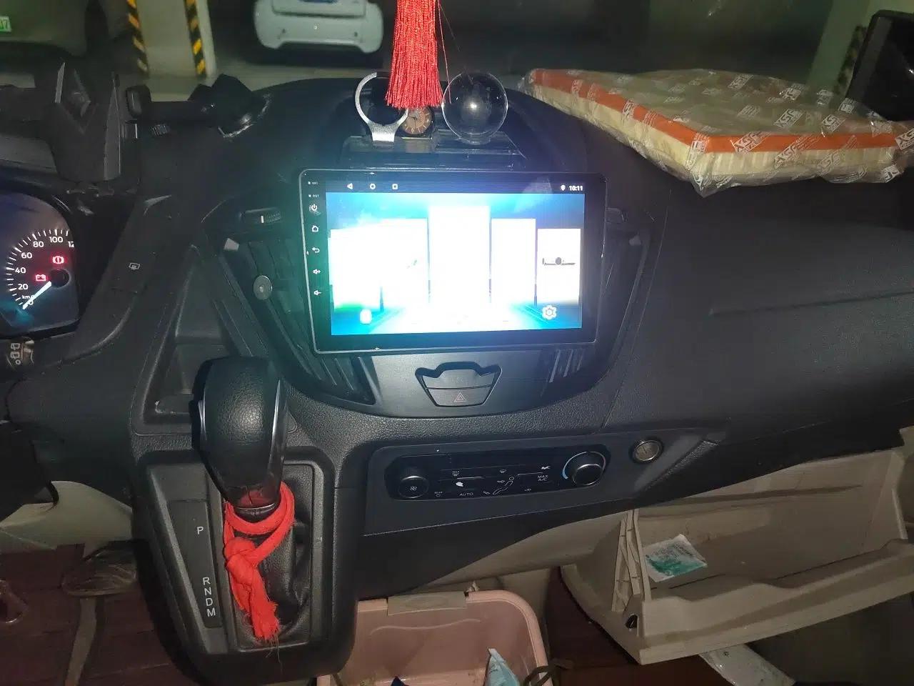 Ford Tourneo Custom 2017 2.0T Automatic Elite Edition — миниатюра 14