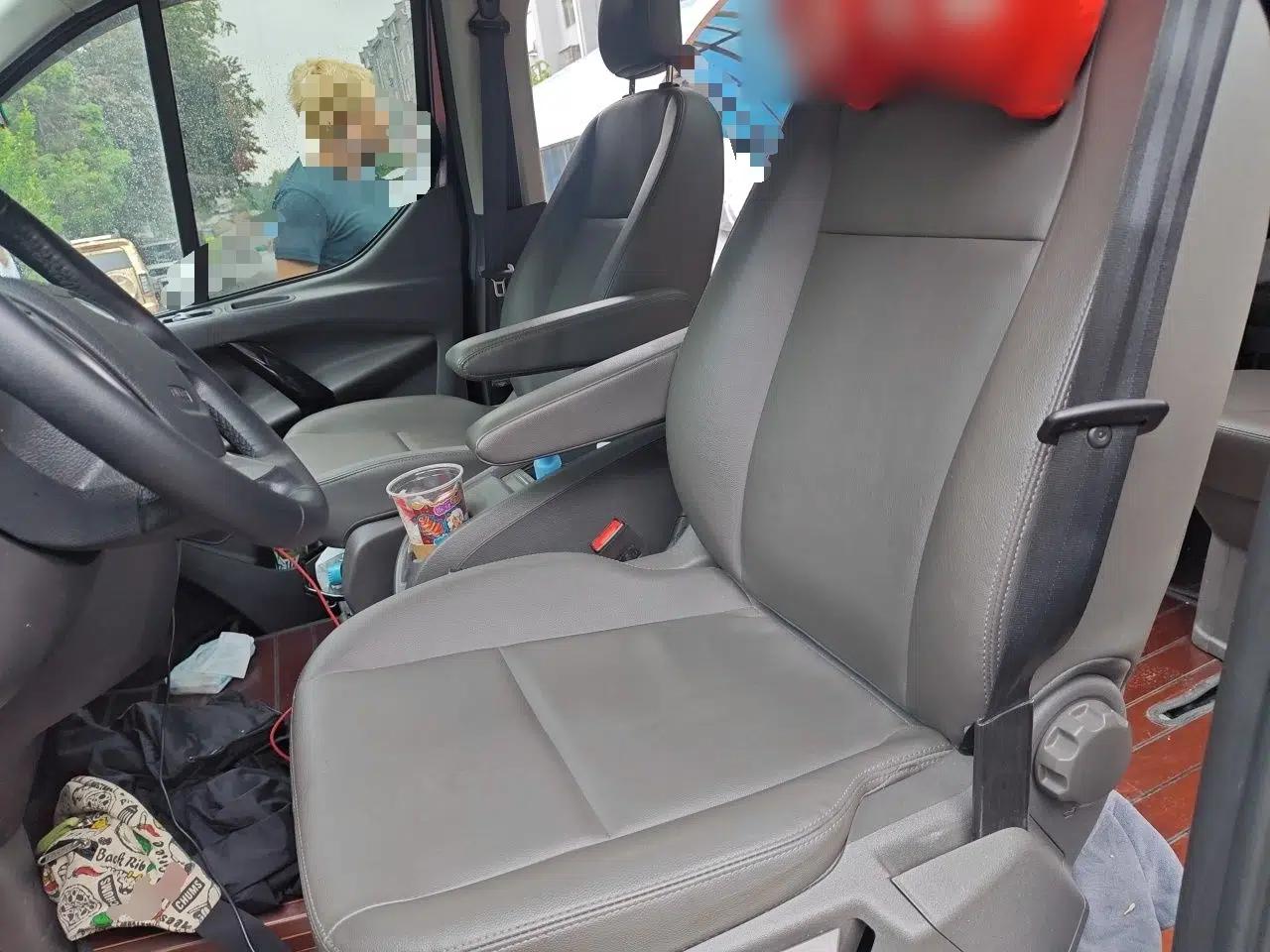 Ford Tourneo Custom 2020 Revised Version 2.0T Automatic Elite Edition — миниатюра 16