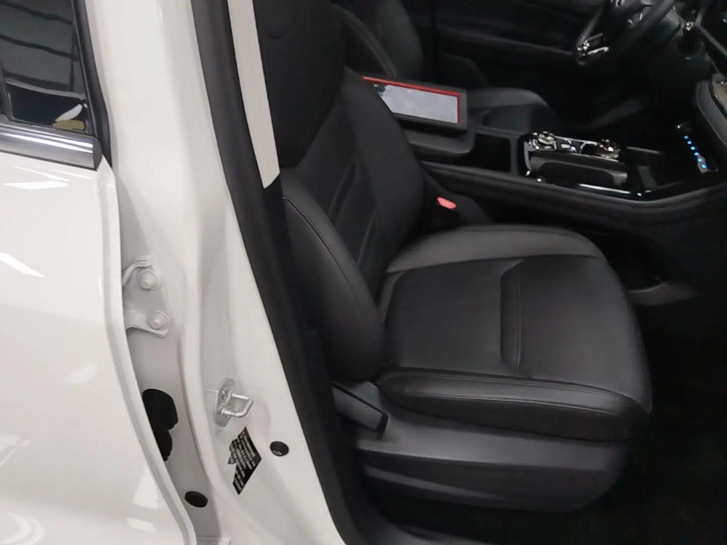 Ford Equator Sport 2022 EcoBoost 170 Platinum Edition — миниатюра 28