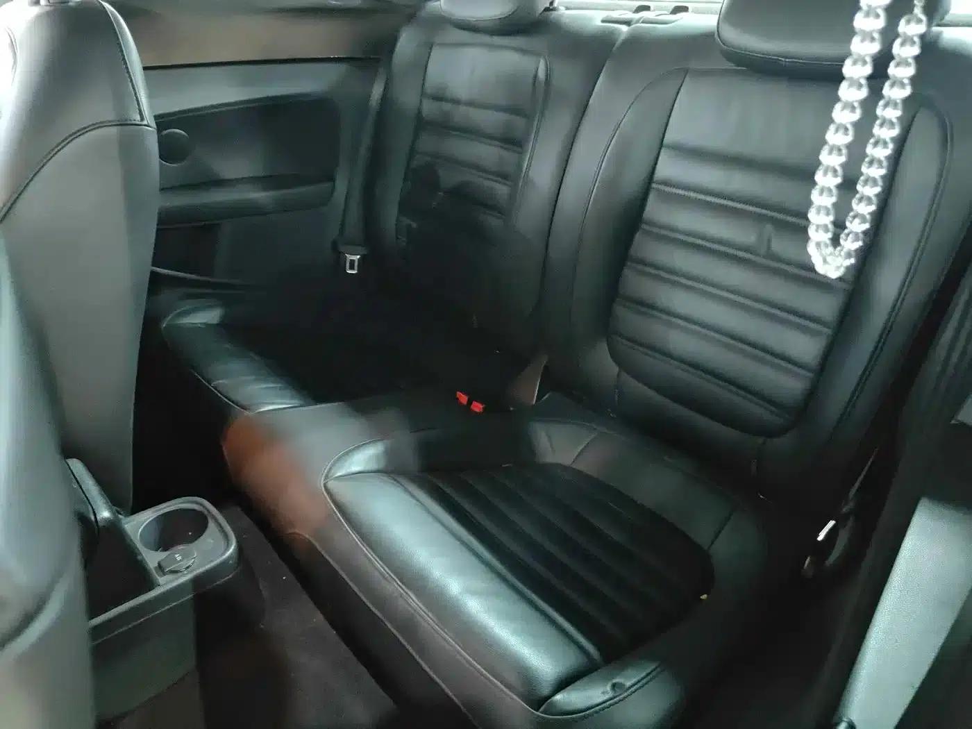 2013 Volkswagen Beetle 1.4TSI Comfort — миниатюра 3