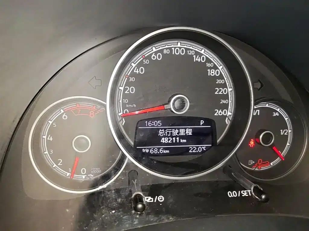 2018 Volkswagen Beetle 180TSI Comfortline — миниатюра 12