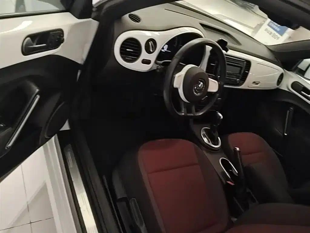 2014 Volkswagen Beetle 1.2TSI Fashion Edition — миниатюра 16