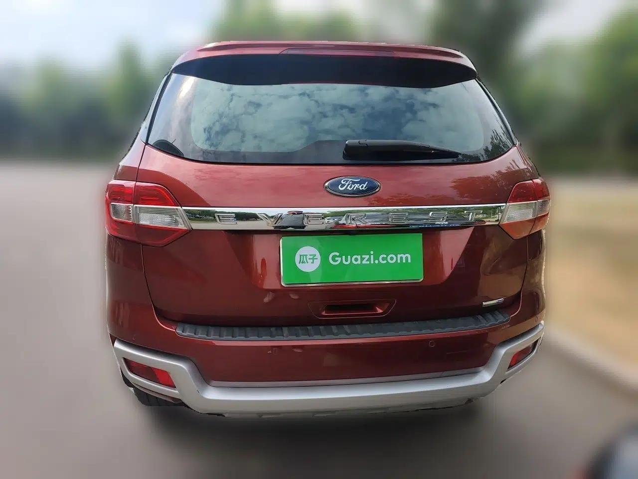 Ford Everest 2019 2.0T Gasoline Automatic 4x4 Flagship Edition 7 Seats — миниатюра 5