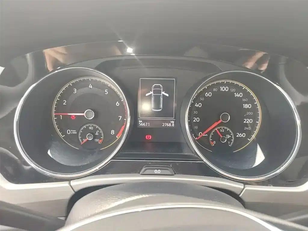 2021 Touran L 280TSI DSG Cross Edition 7-seater — миниатюра 12