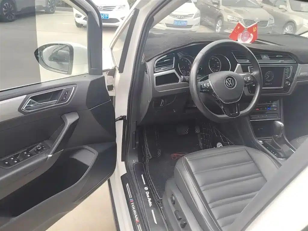 2021 Touran L 280TSI DSG Cross Edition 7-seater — миниатюра 16