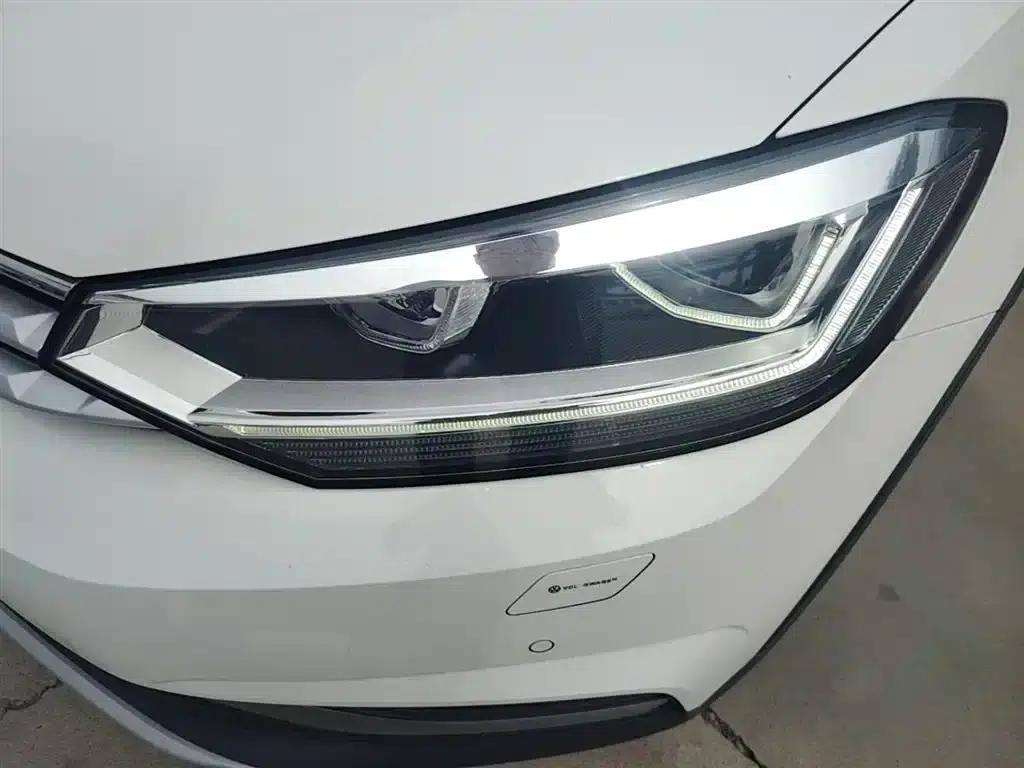 2021 Touran L 280TSI DSG Cross Edition 7-seater — миниатюра 24