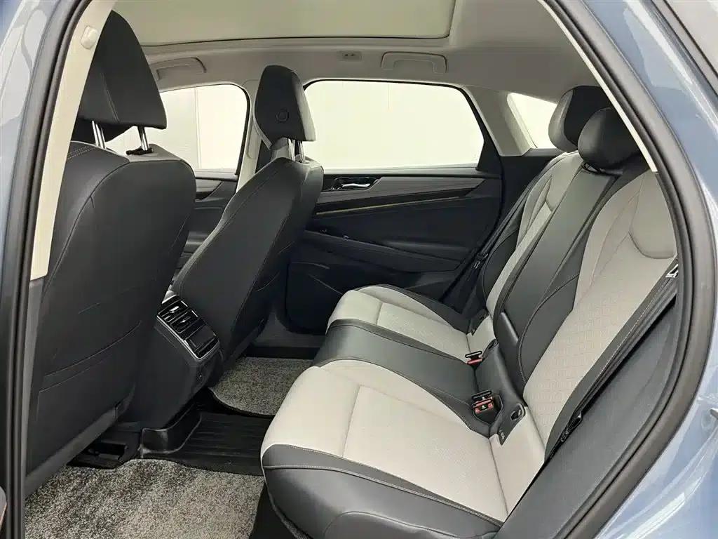 Volkswagen ID.7 VIZZION 2024 AIR — миниатюра 8