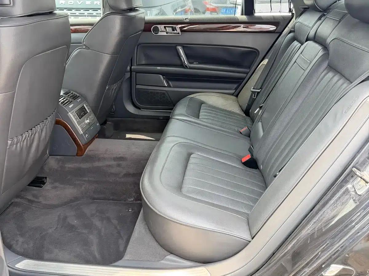 Phaeton 2011 3.6L V6 5-seater Extended Comfort Edition — миниатюра 15