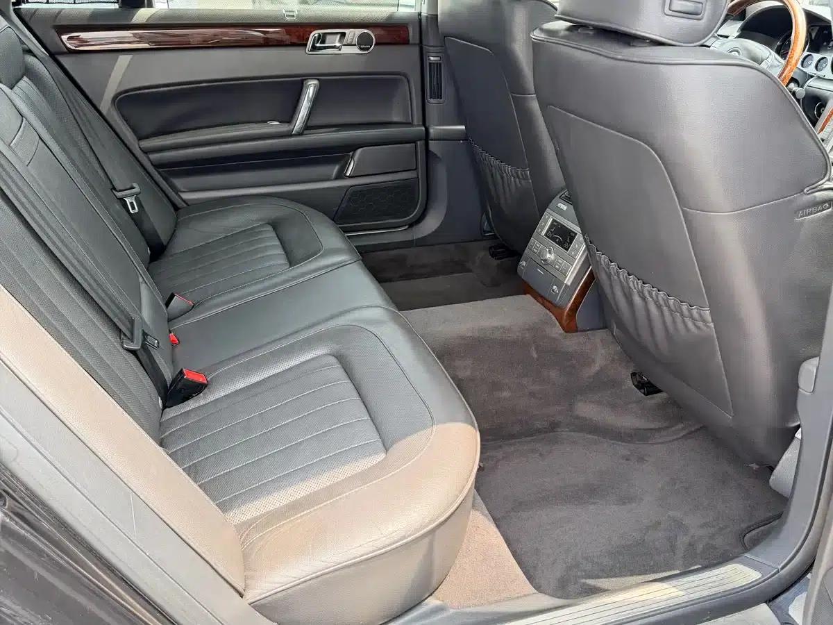 Phaeton 2011 3.6L V6 5-seater Extended Comfort Edition — миниатюра 18