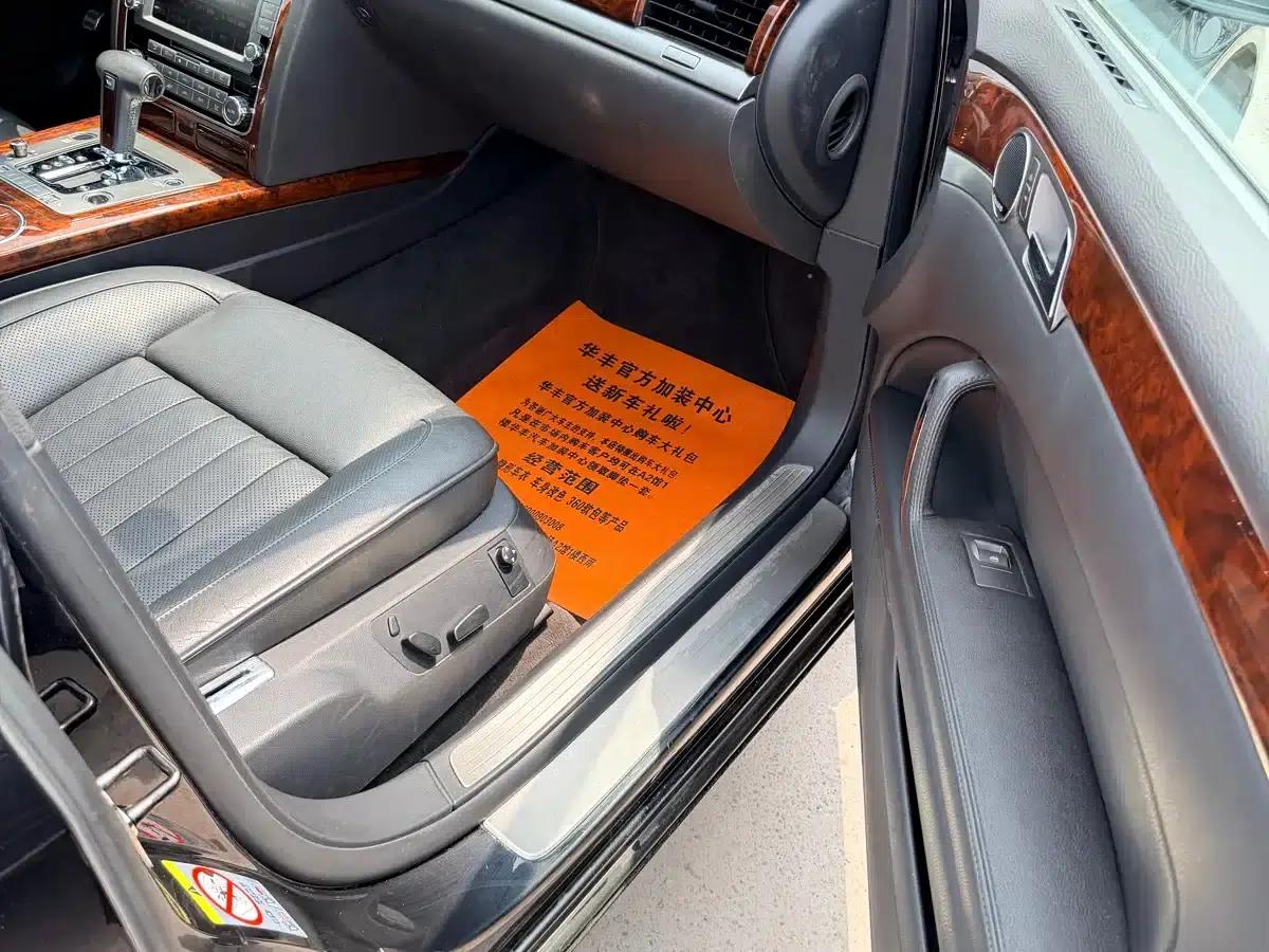 Phaeton 2011 3.6L V6 5-seater Extended Comfort Edition — миниатюра 19