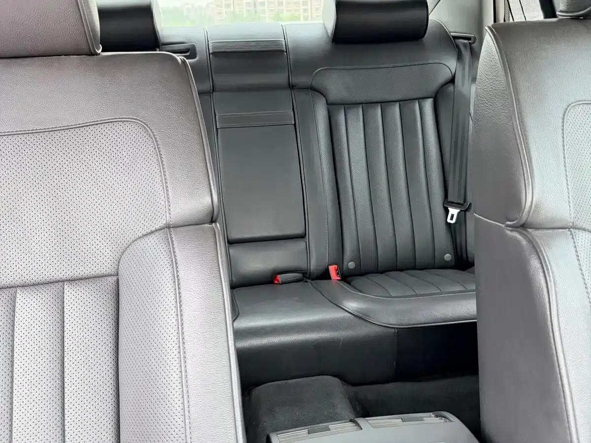 Phaeton 2011 3.6L V6 5-seater Extended Comfort Edition — миниатюра 23
