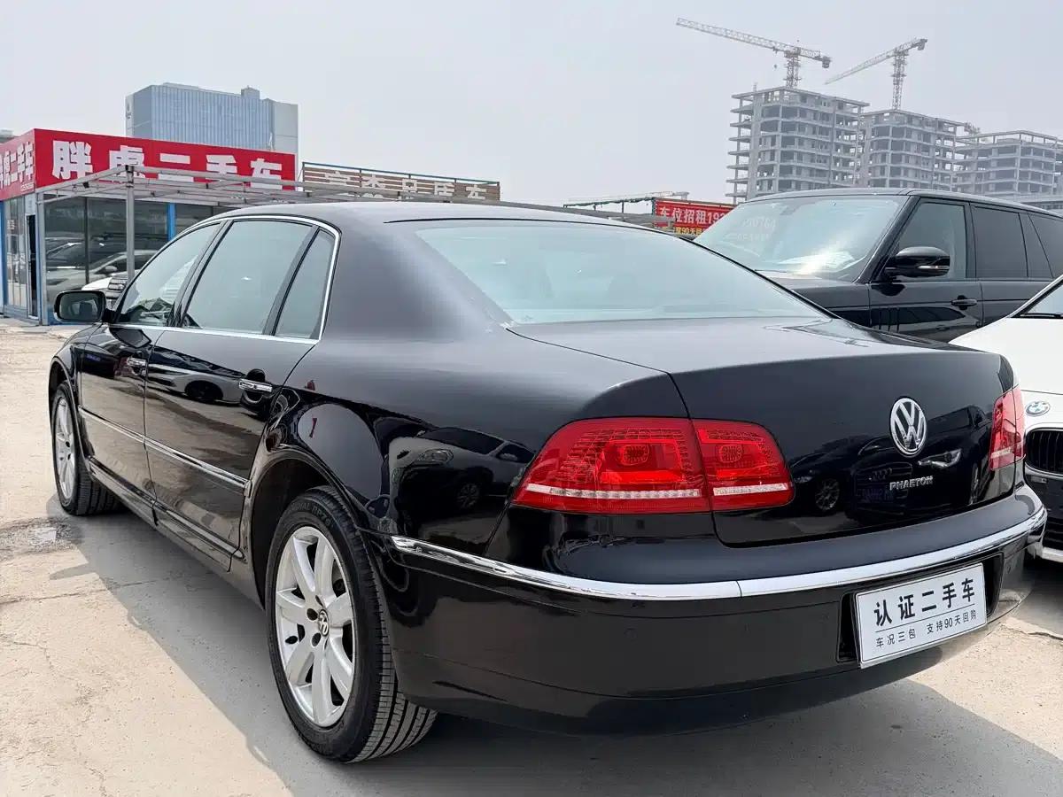 Phaeton 2011 3.6L V6 5-seater Extended Comfort Edition — миниатюра 4