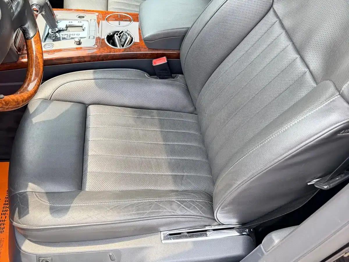 Phaeton 2011 3.6L V6 5-seater Extended Comfort Edition — миниатюра 10