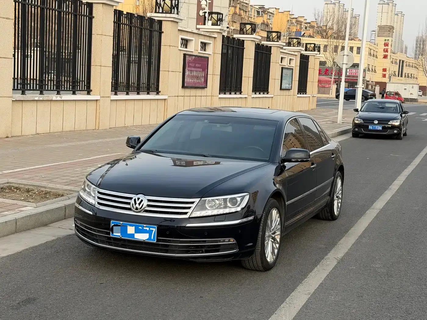 Phaeton 2015 3.0L Exclusive Edition — миниатюра 1