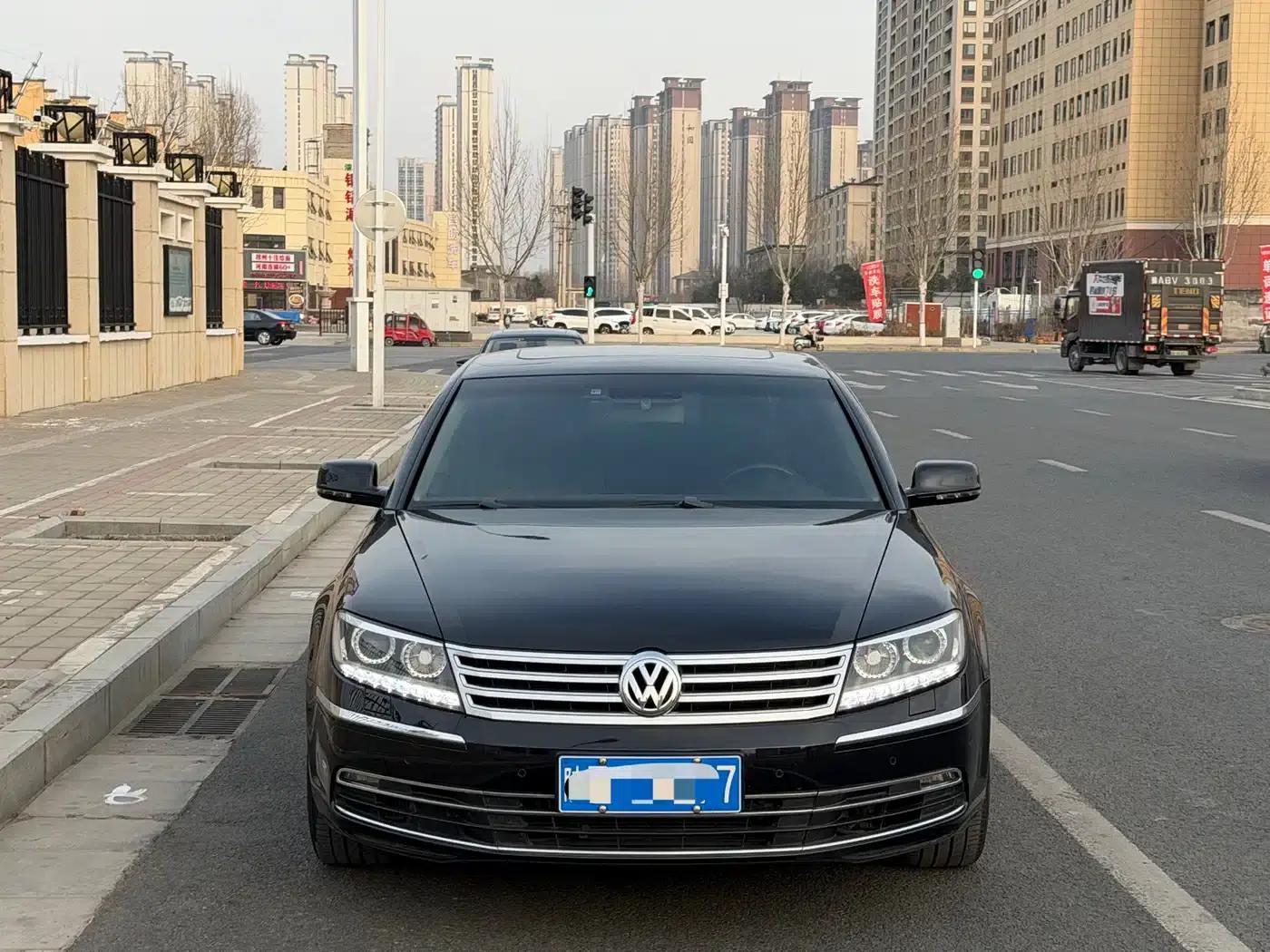 Phaeton 2015 3.0L Exclusive Edition — миниатюра 2