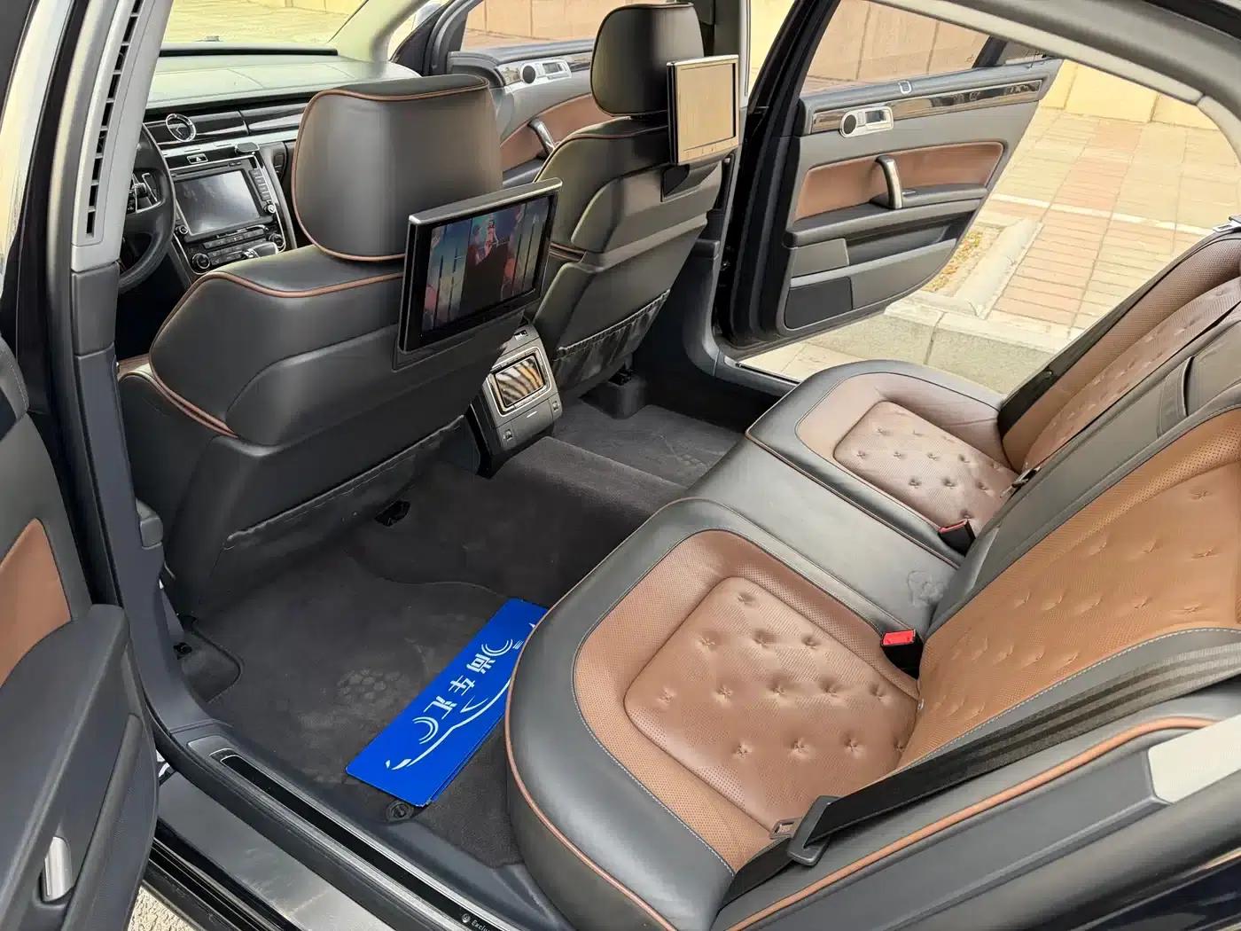 Phaeton 2015 3.0L Exclusive Edition — миниатюра 10