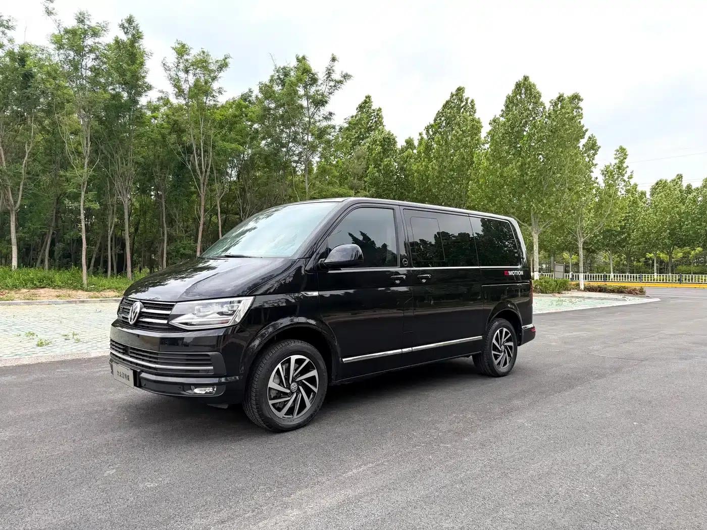 Multivan 2018 2.0TSI 4WD Explorer Edition 7-seater — миниатюра 1