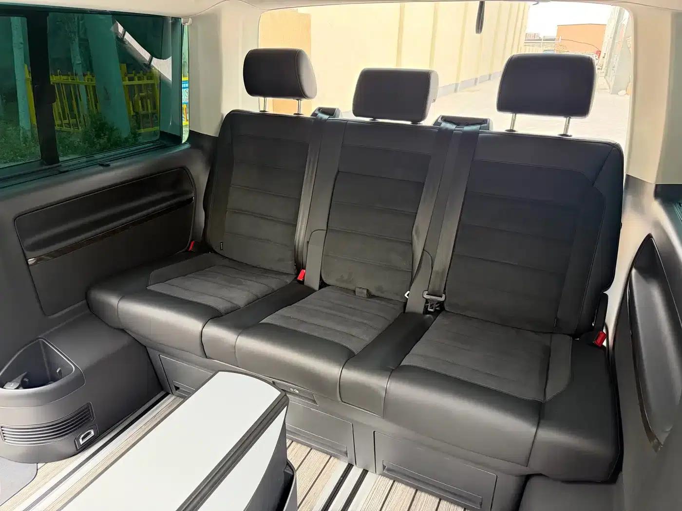 Multivan 2018 2.0TSI 4WD Explorer Edition 7-seater — миниатюра 20